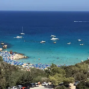 https://konnos-bay-hotel-apartments.protaras-cy-hotels.com